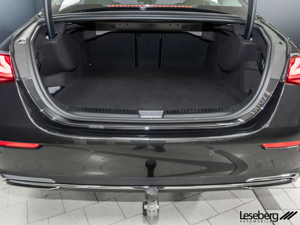 Mercedes-Benz E 300 2024