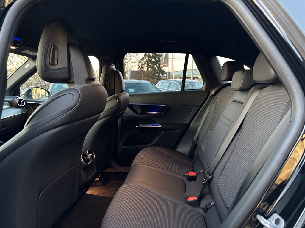 Mercedes-Benz GLC 300 2024