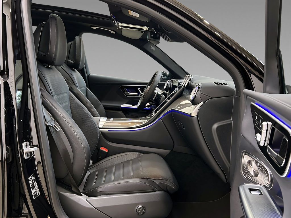 Mercedes-Benz GLC 300 2025