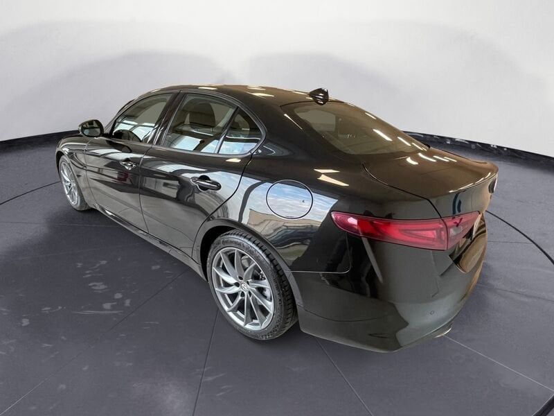 Alfa Romeo Giulia 2021