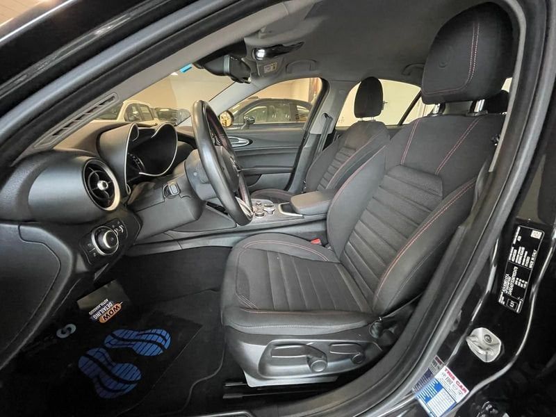 Alfa Romeo Giulia 2021
