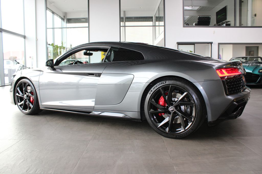 Audi R8 2021