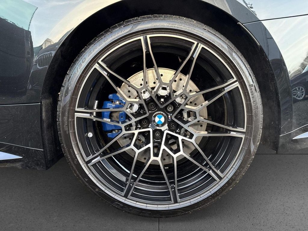 BMW M4 2025