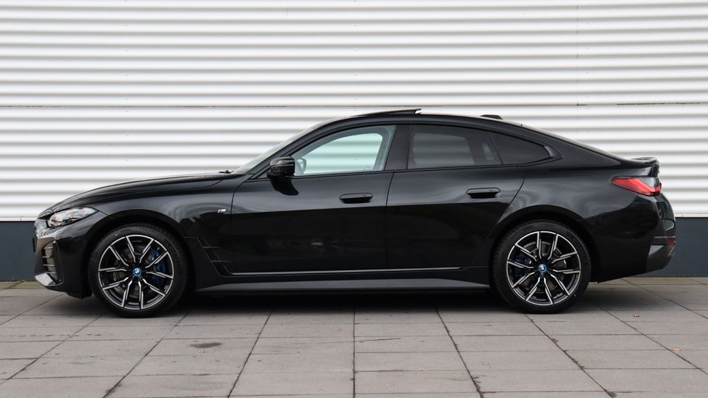 BMW i4 2023