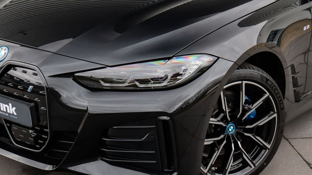 BMW i4 2023