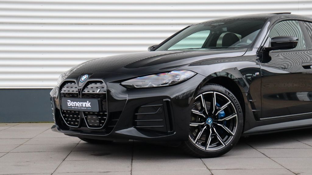 BMW i4 2023
