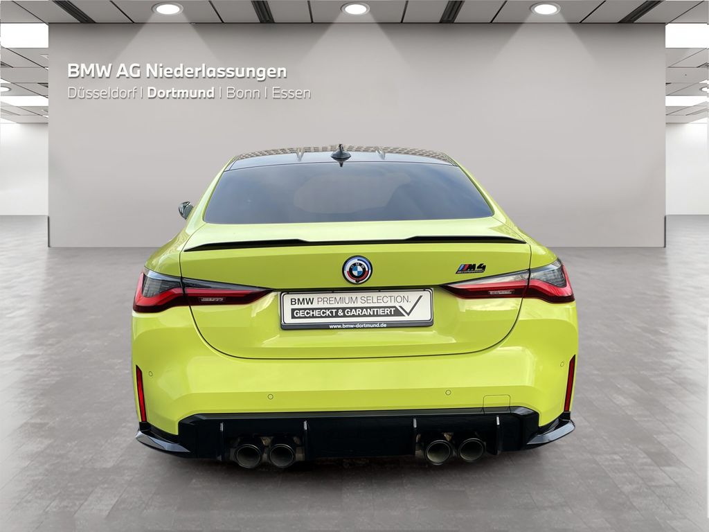 BMW M4 2022