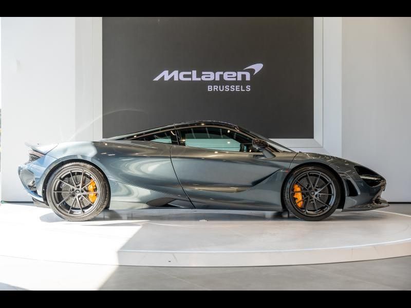 McLaren 750S 2024