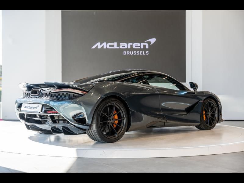 McLaren 750S 2024