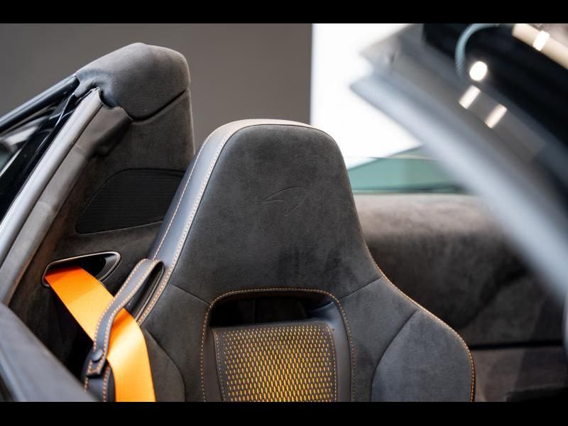 McLaren 750S 2023