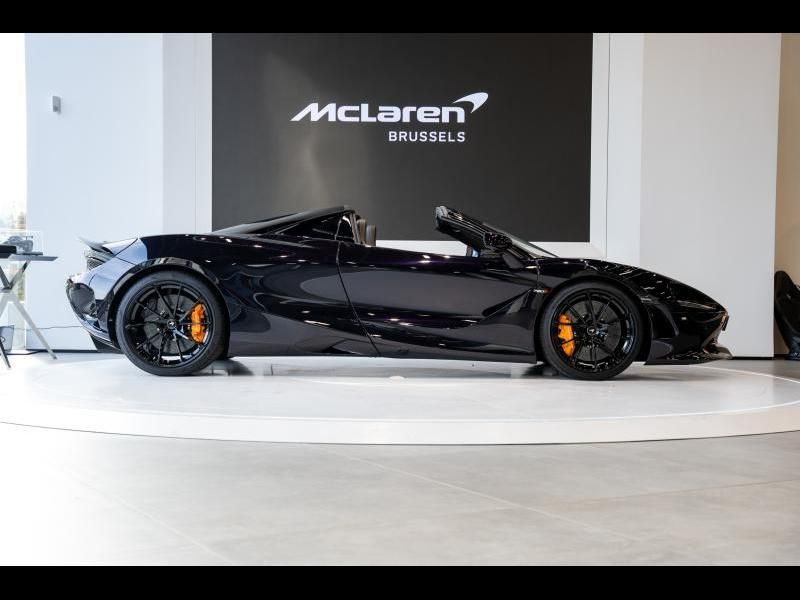 McLaren 750S 2023
