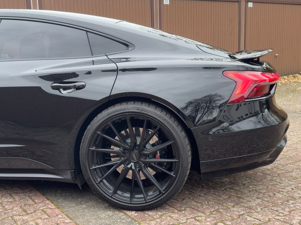 Audi RS e-tron GT 2021