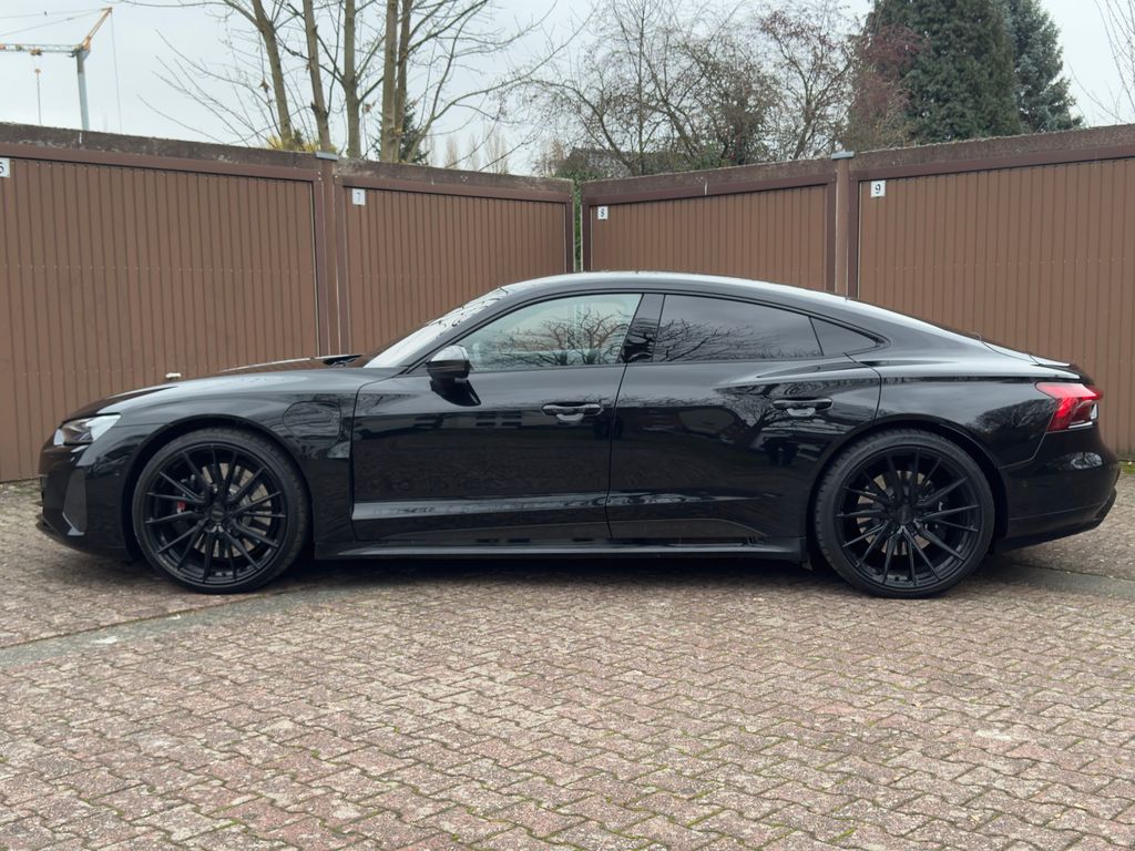 Audi RS e-tron GT 2021