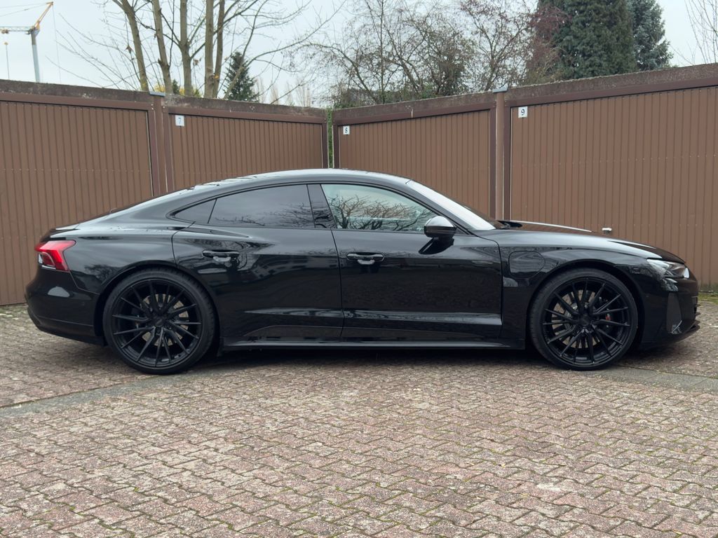 Audi RS e-tron GT 2021