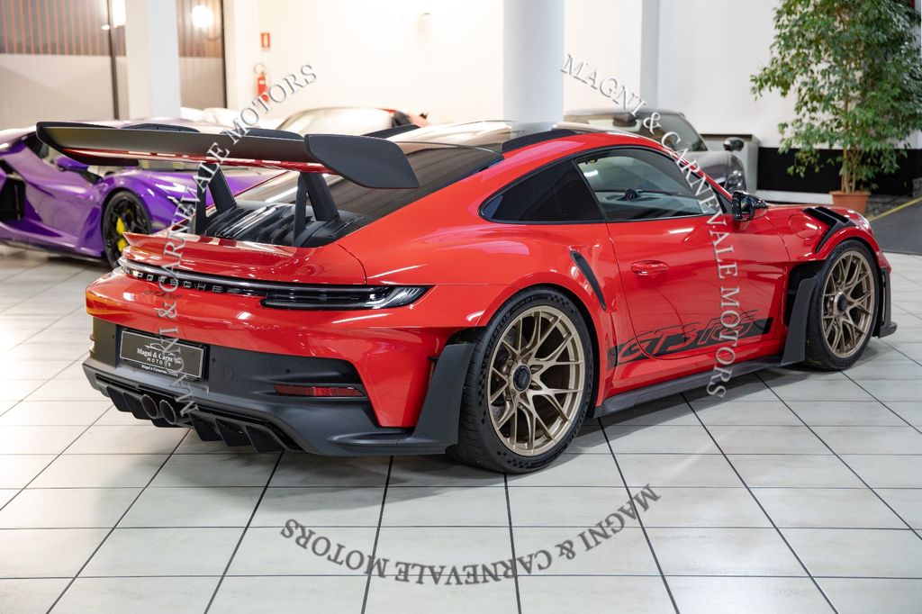Porsche 992 2024
