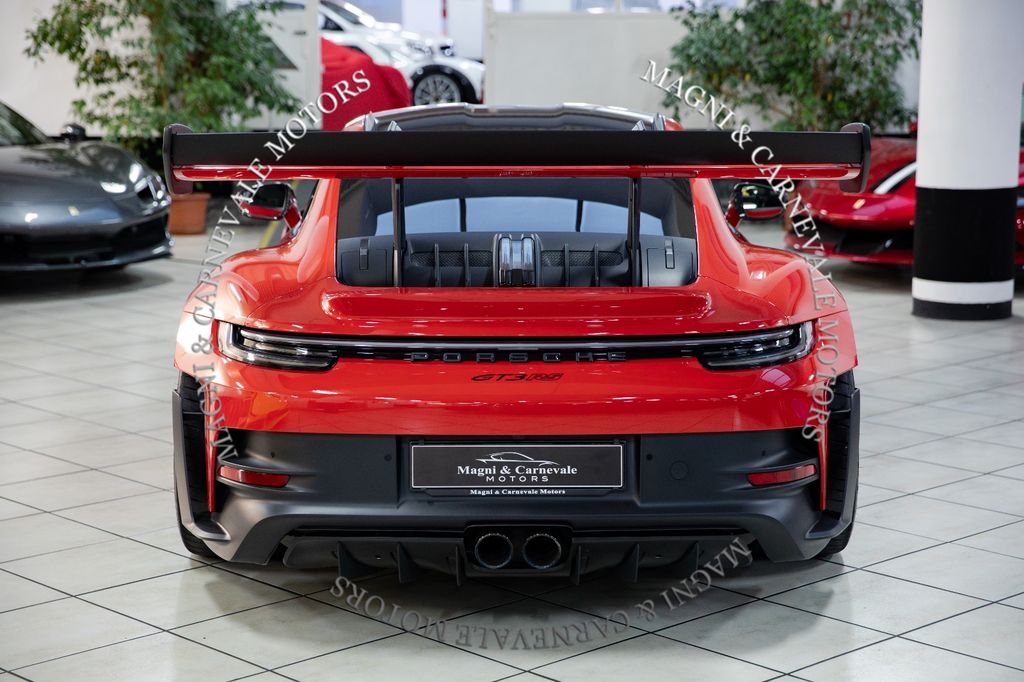 Porsche 992 2024