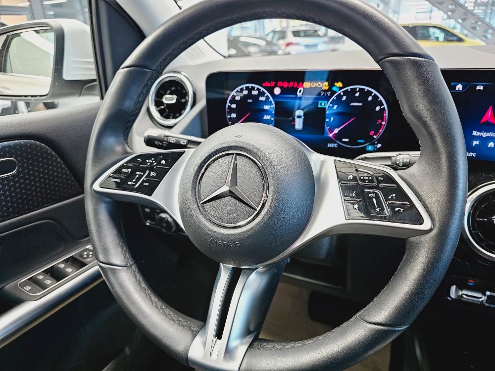 Mercedes-Benz B 200 2023