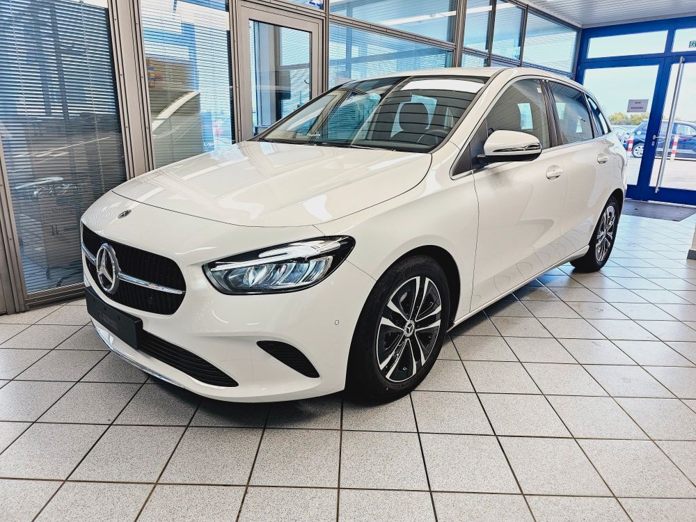 Mercedes-Benz B 200 2023