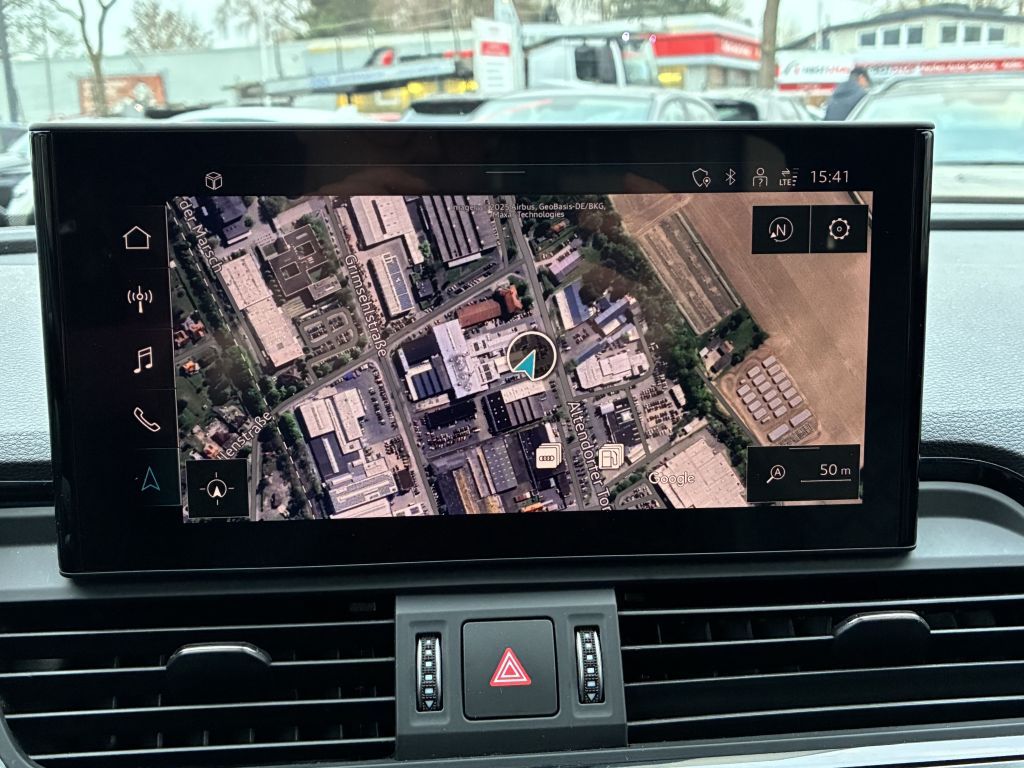Audi SQ5 2022