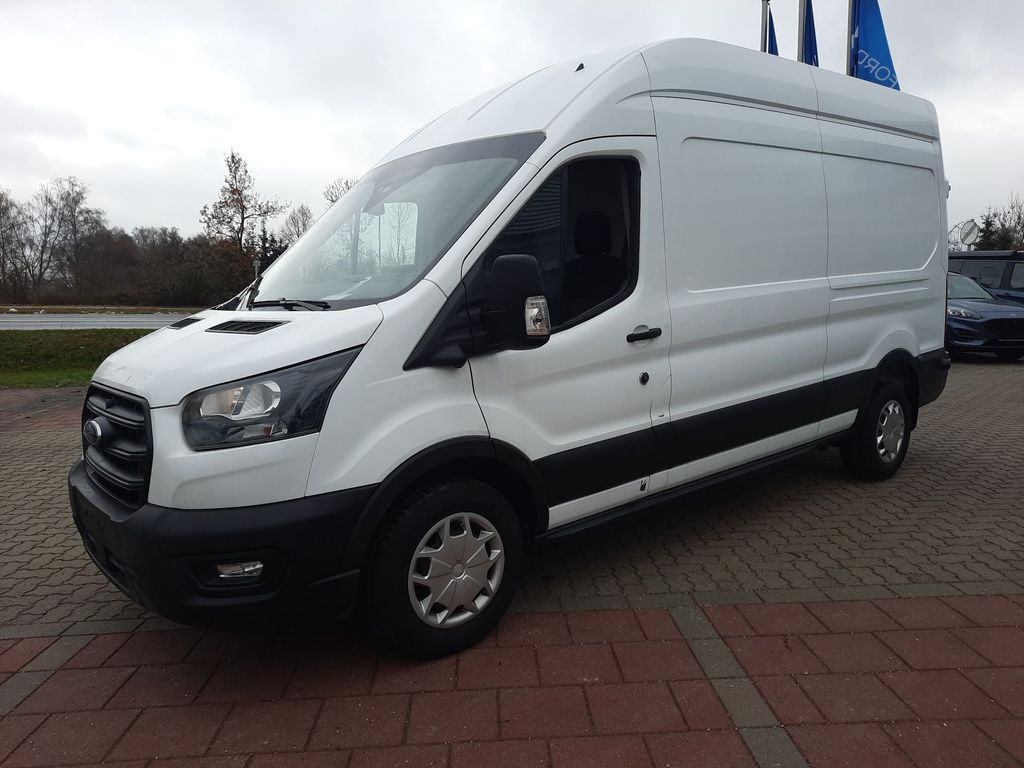 Ford Transit 2024