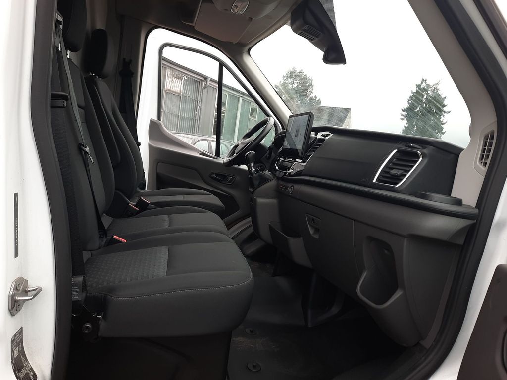 Ford Transit 2024