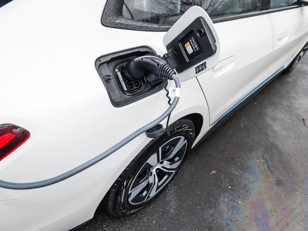 BMW i4 2022