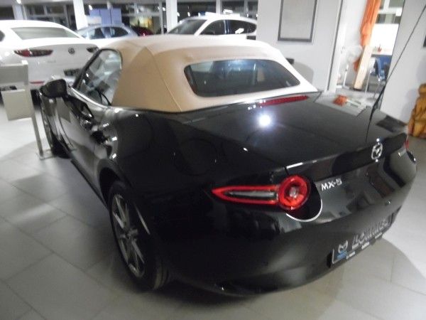 Mazda MX-5 2025