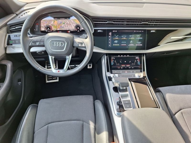 Audi Q8 2022