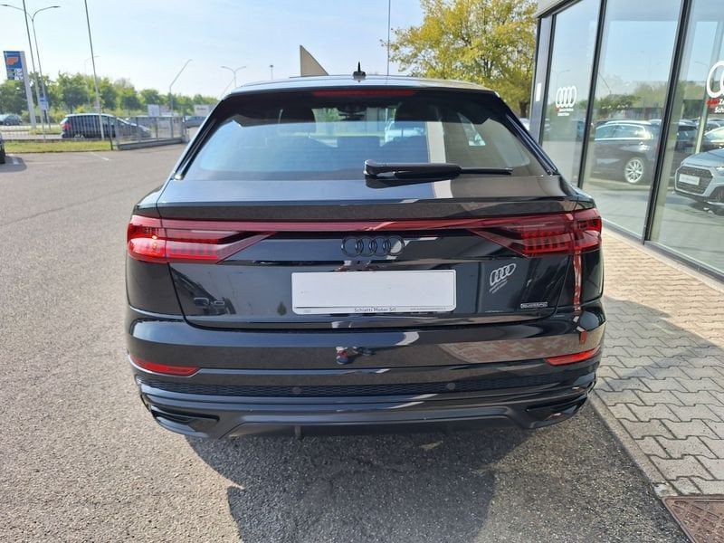 Audi Q8 2022