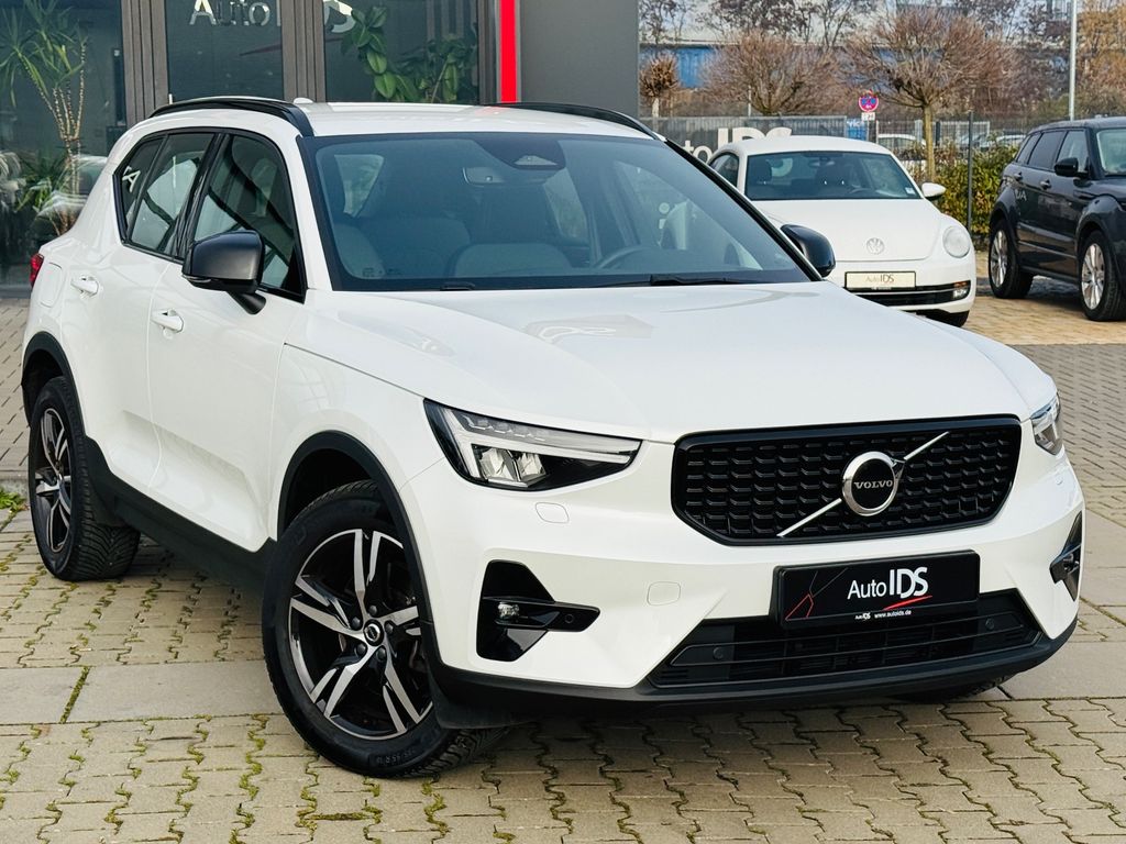 Volvo XC40 2023