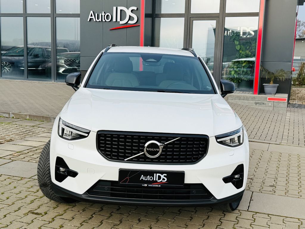 Volvo XC40 2023
