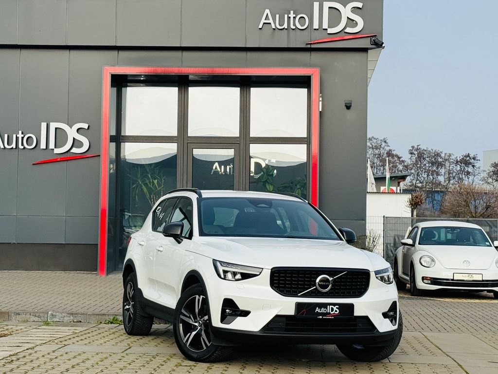 Volvo XC40 2023