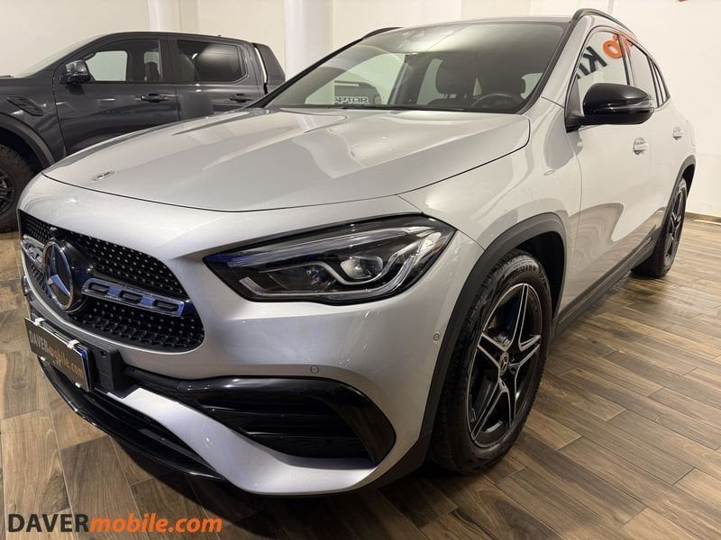 Mercedes-Benz GLA 200 2022