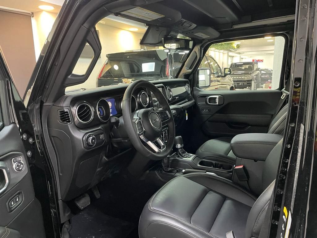 Jeep Wrangler 2024