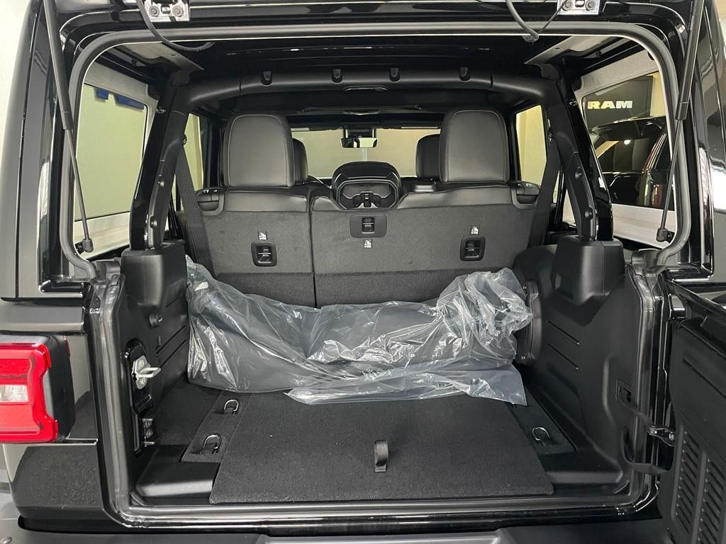 Jeep Wrangler 2024