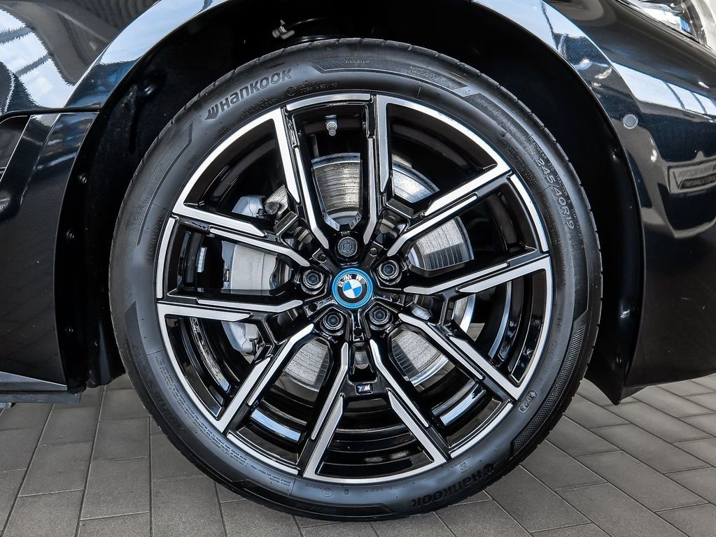 BMW i4 2024