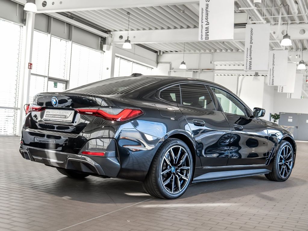 BMW i4 2024