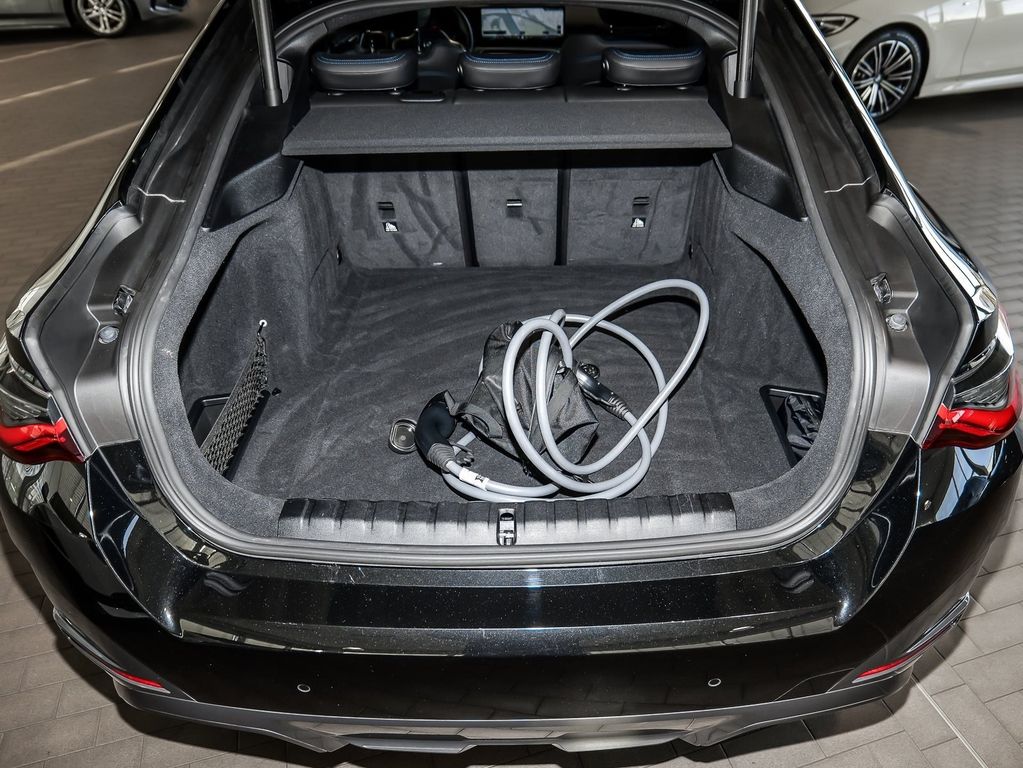 BMW i4 2024