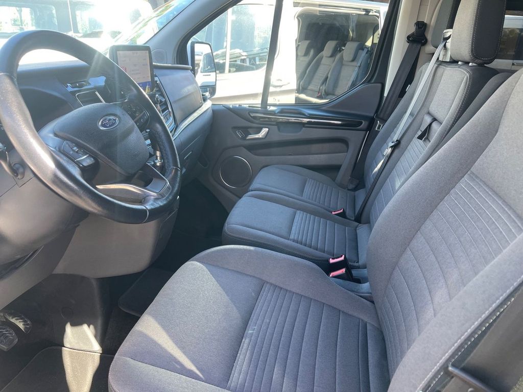 Ford Tourneo Custom 2022