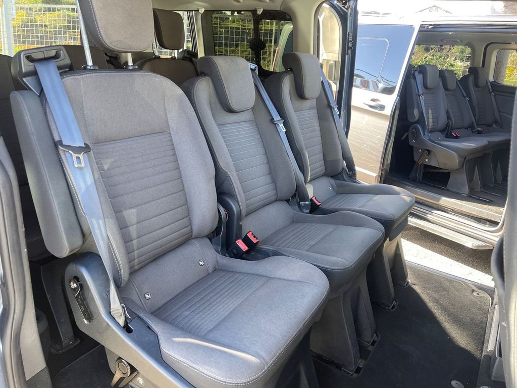 Ford Tourneo Custom 2022