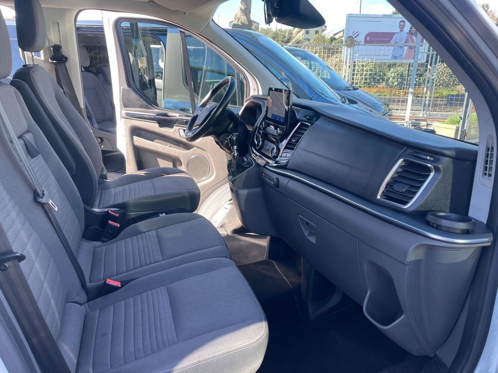 Ford Tourneo Custom 2022