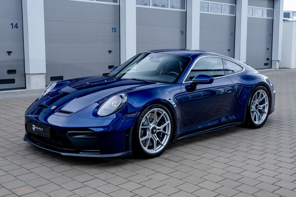 Porsche 992 2025