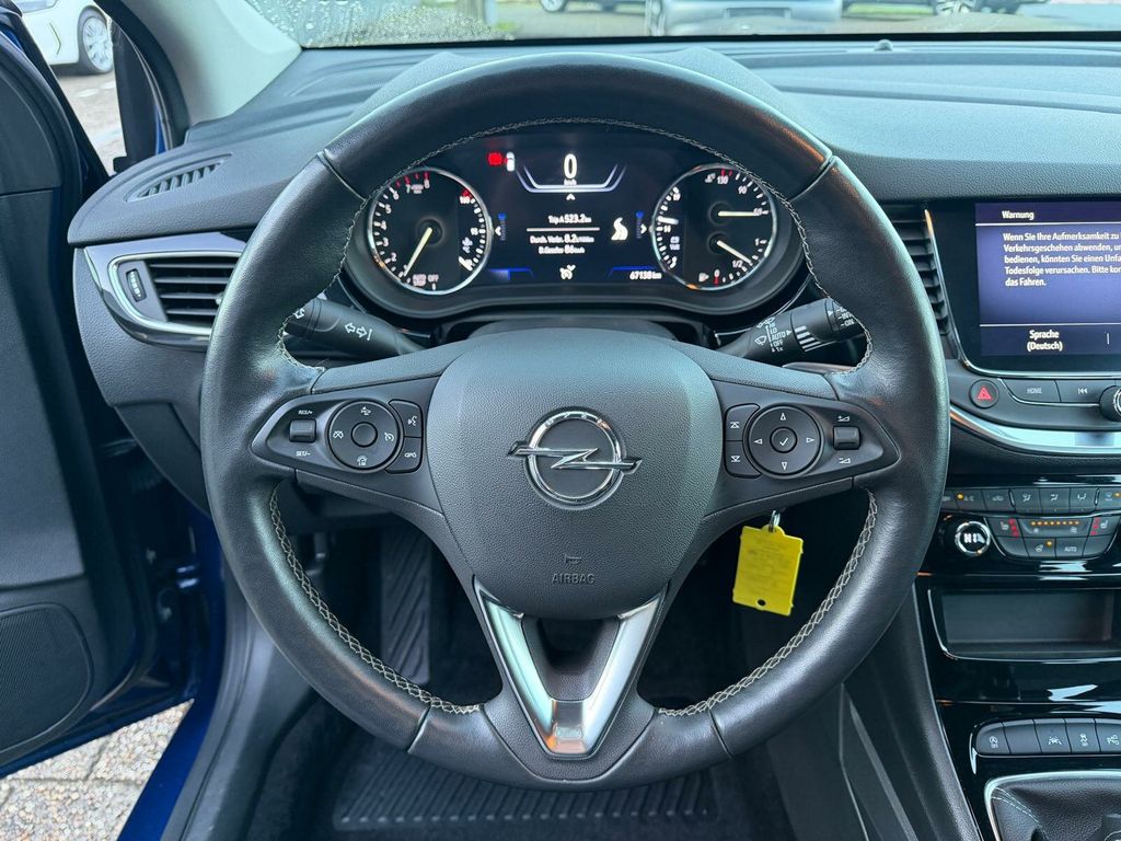 Opel Astra 2021