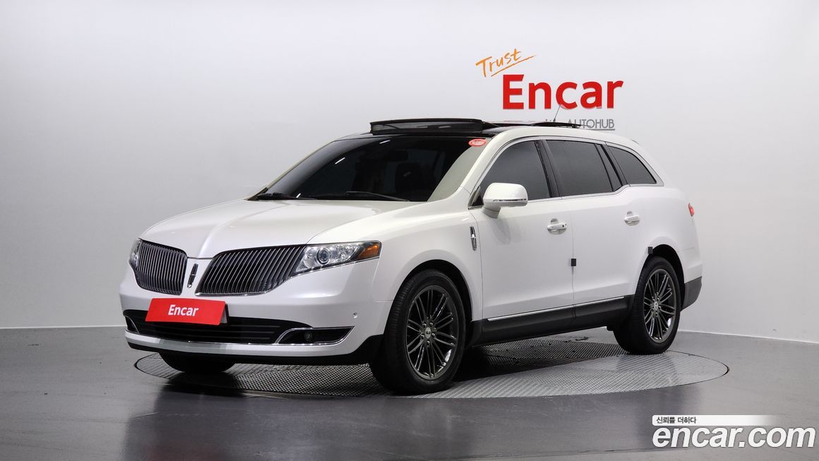 Lincoln MKT 2014