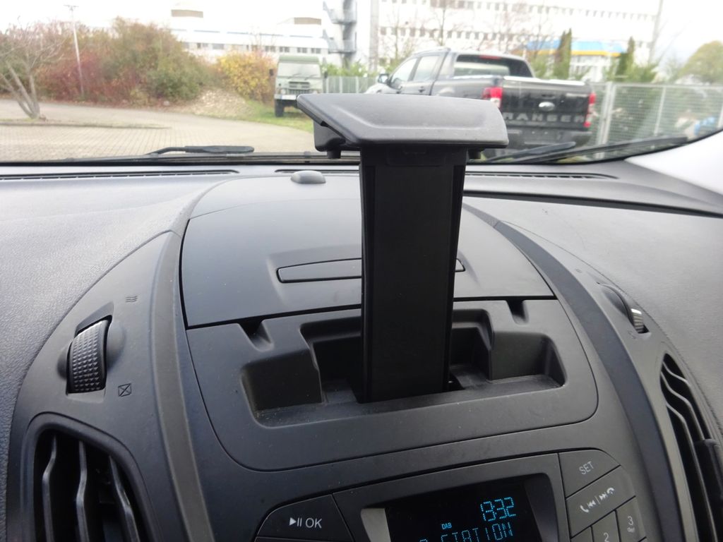 Ford Transit Courier 2023