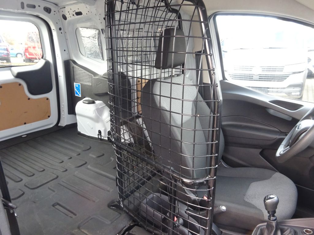 Ford Transit Courier 2023