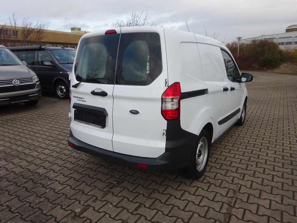 Ford Transit Courier 2023