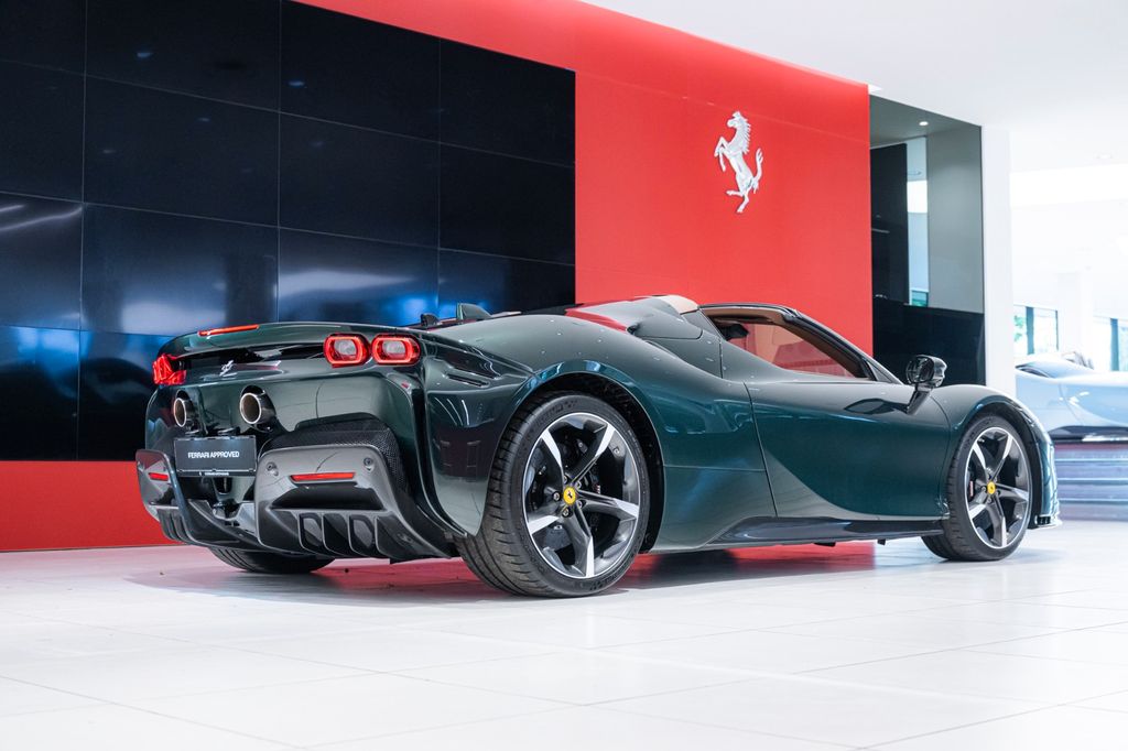Ferrari SF90 2025