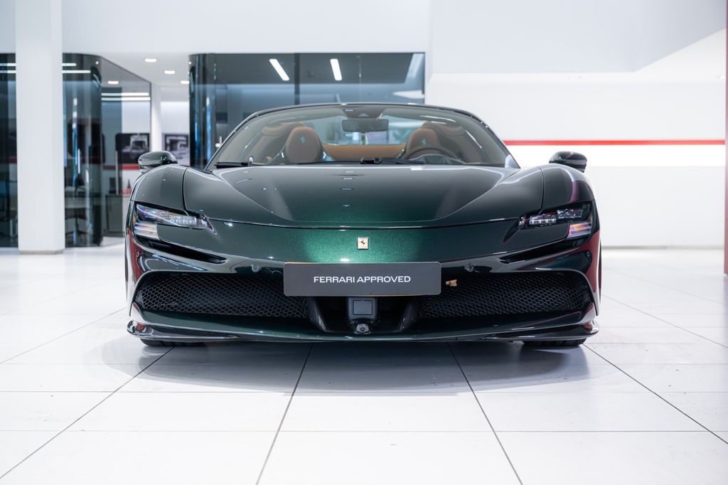 Ferrari SF90 2025