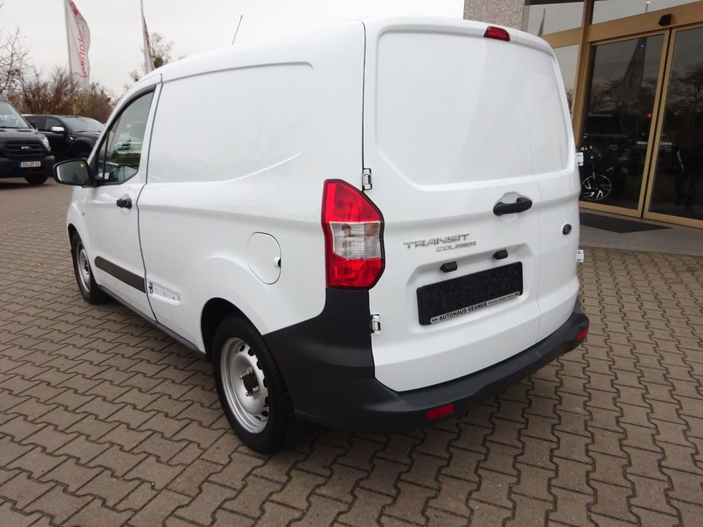 Ford Transit Courier 2023